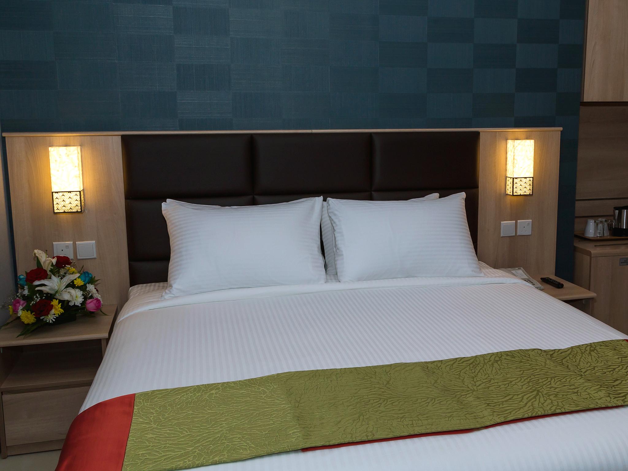 Florida Square Hotel Dubai Exterior photo