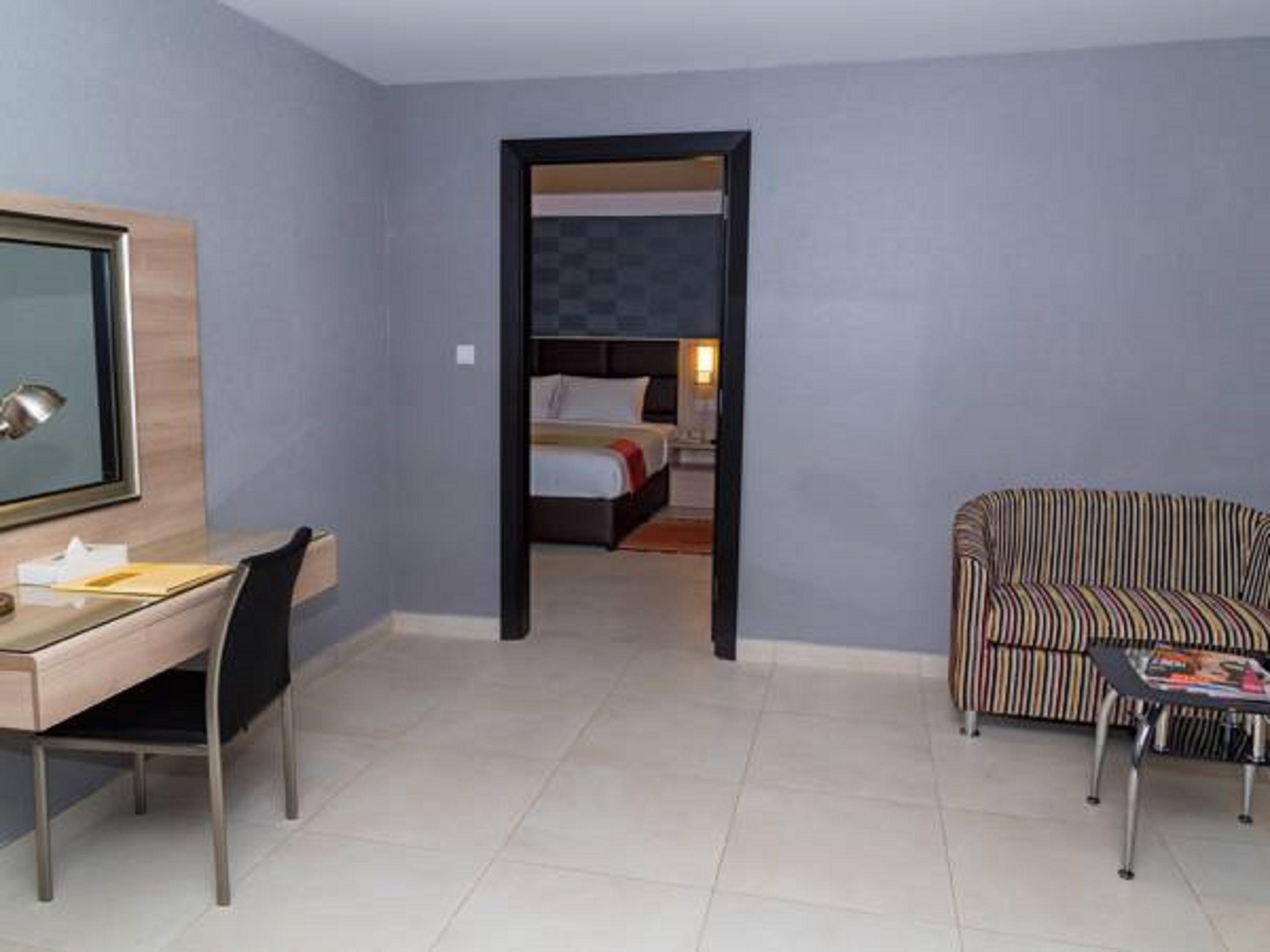 Florida Square Hotel Dubai Exterior photo