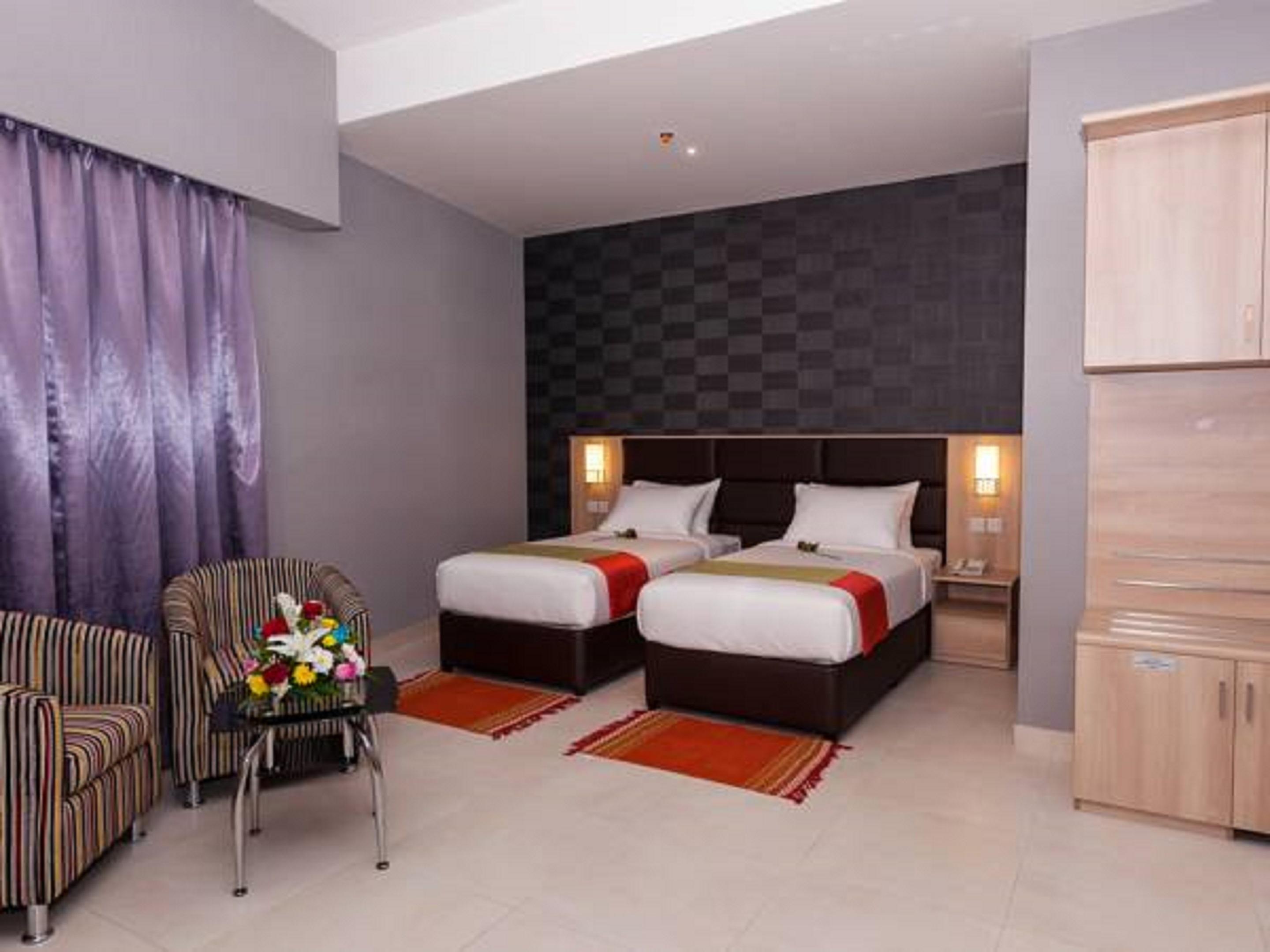 Florida Square Hotel Dubai Exterior photo