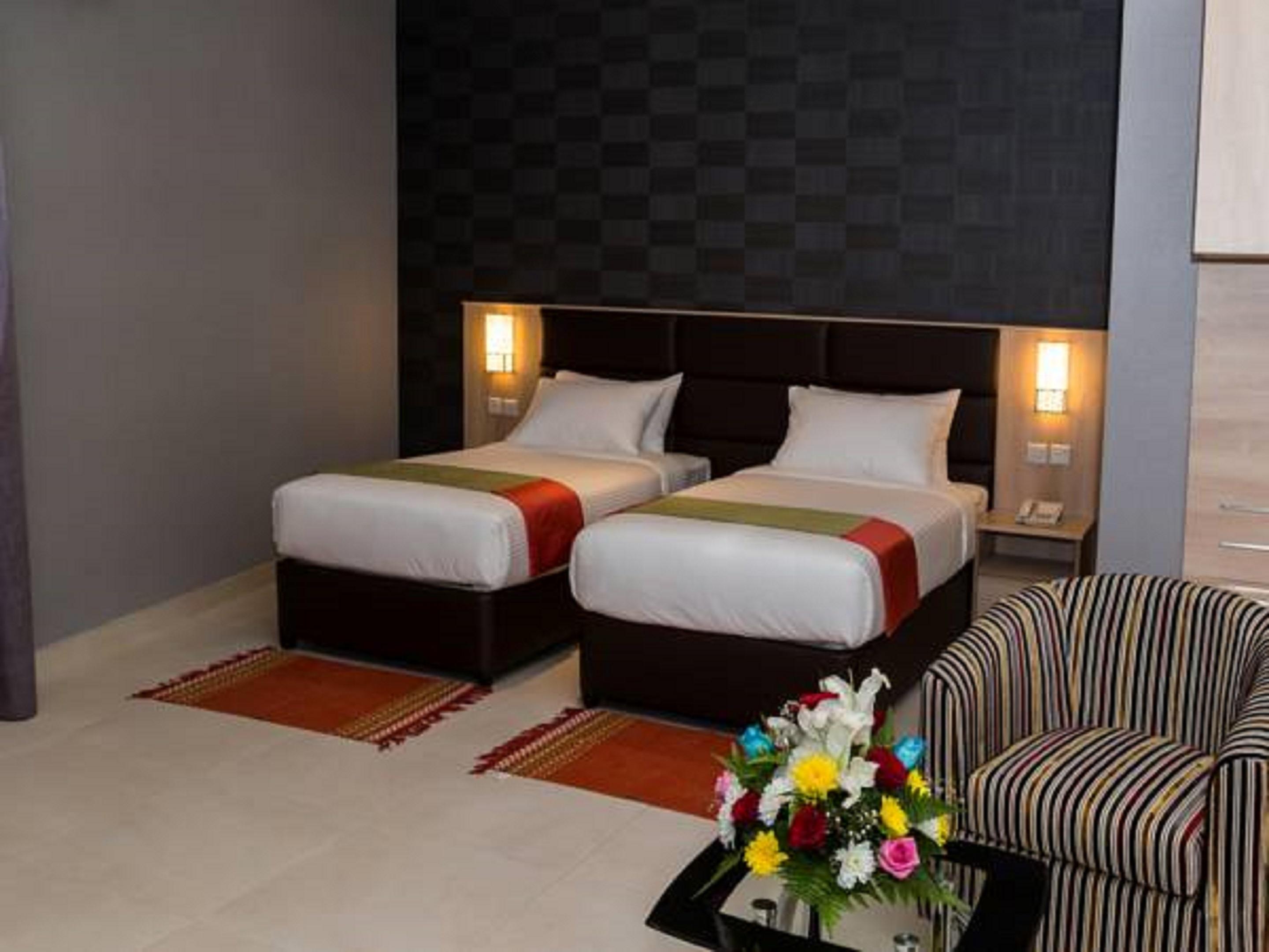 Florida Square Hotel Dubai Exterior photo