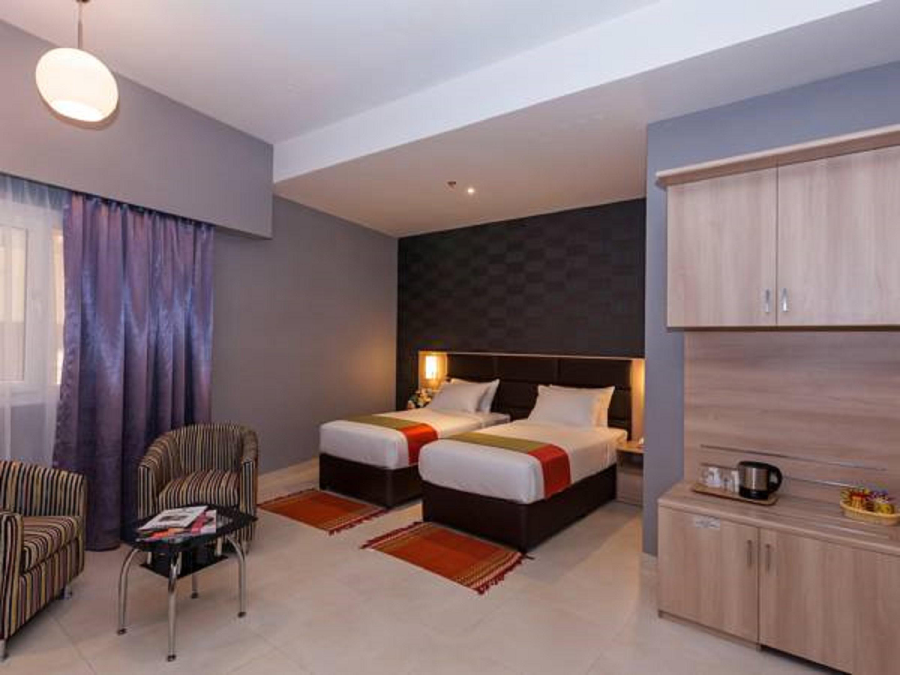 Florida Square Hotel Dubai Exterior photo