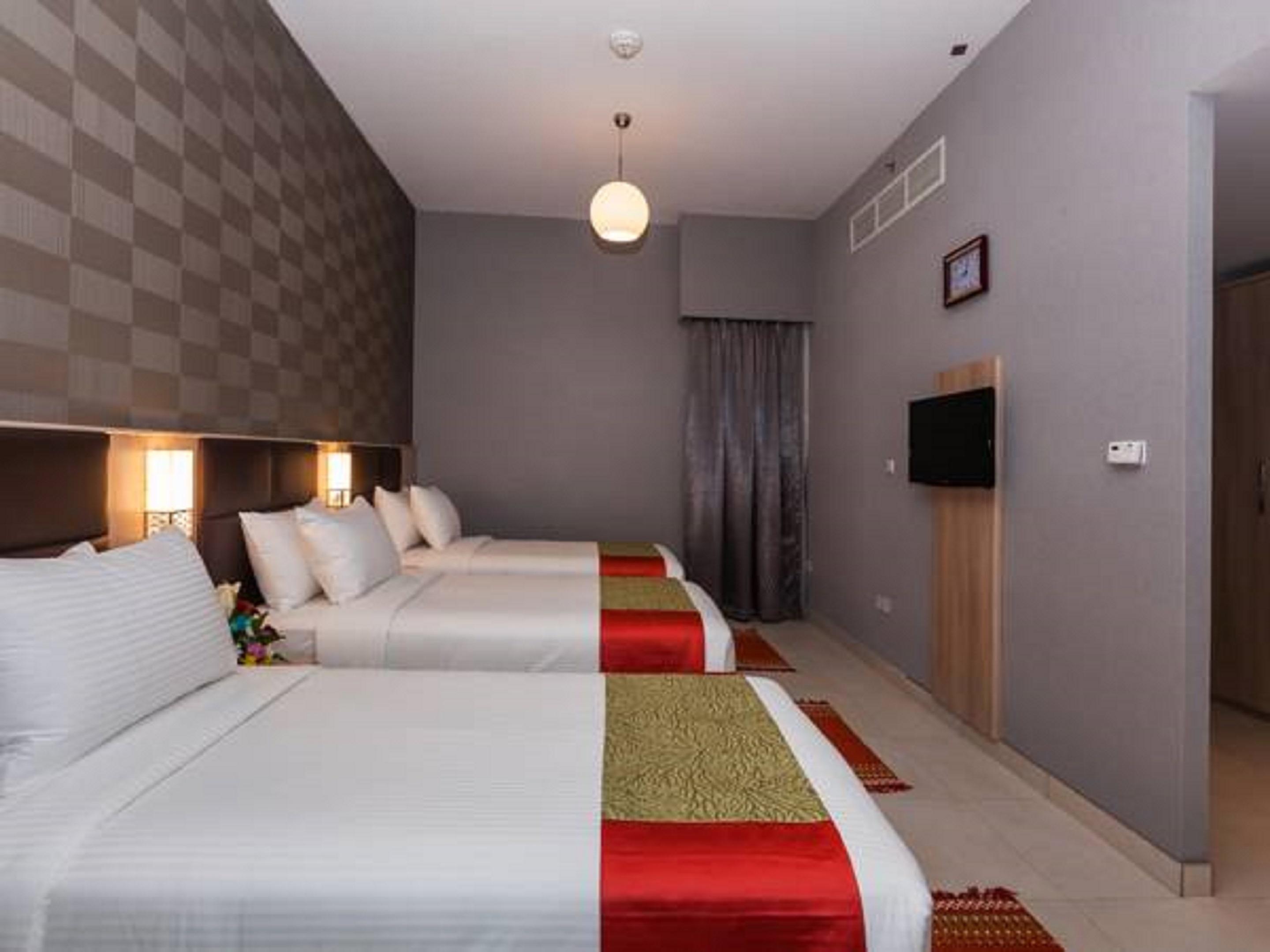 Florida Square Hotel Dubai Exterior photo