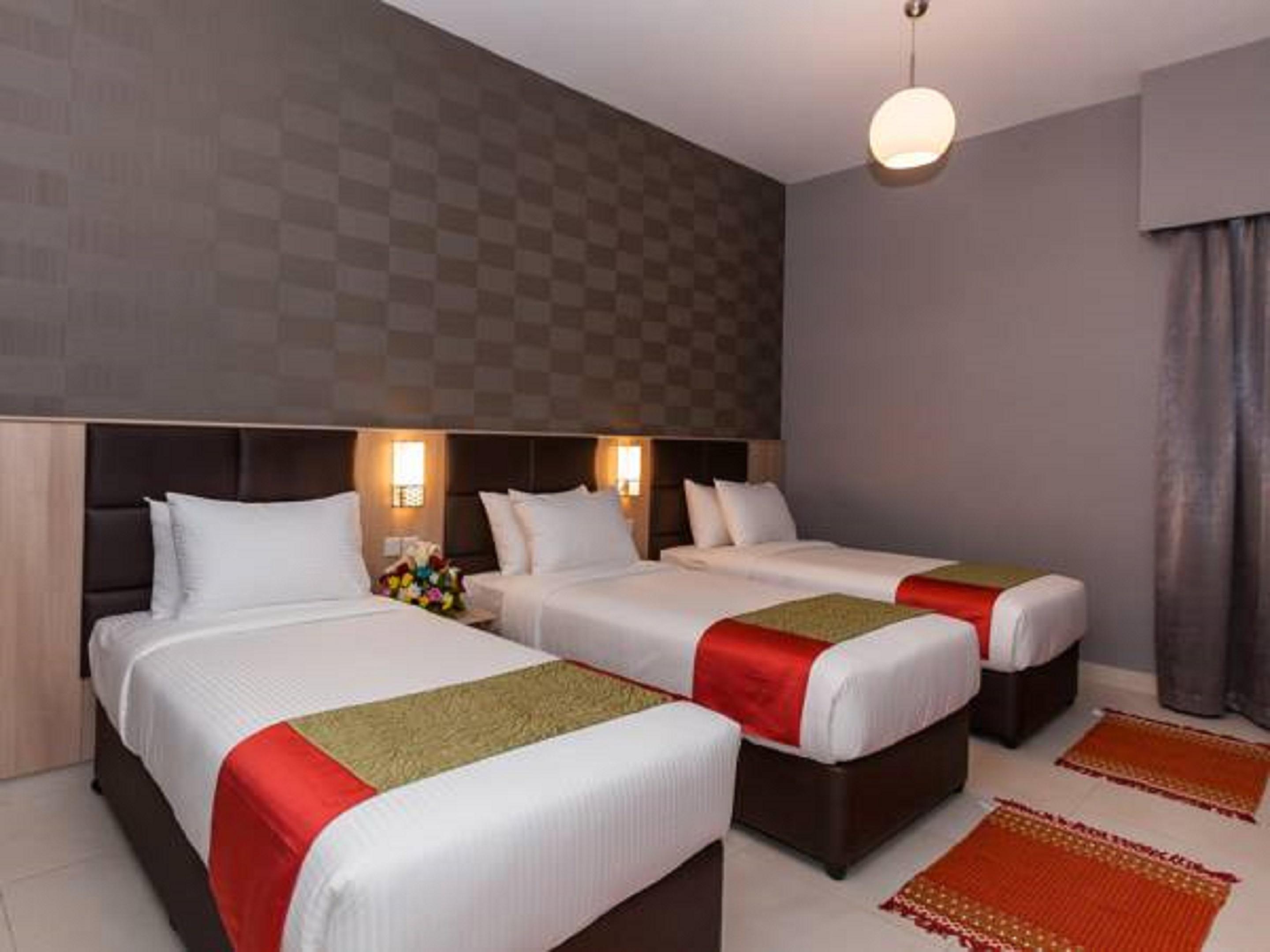 Florida Square Hotel Dubai Exterior photo