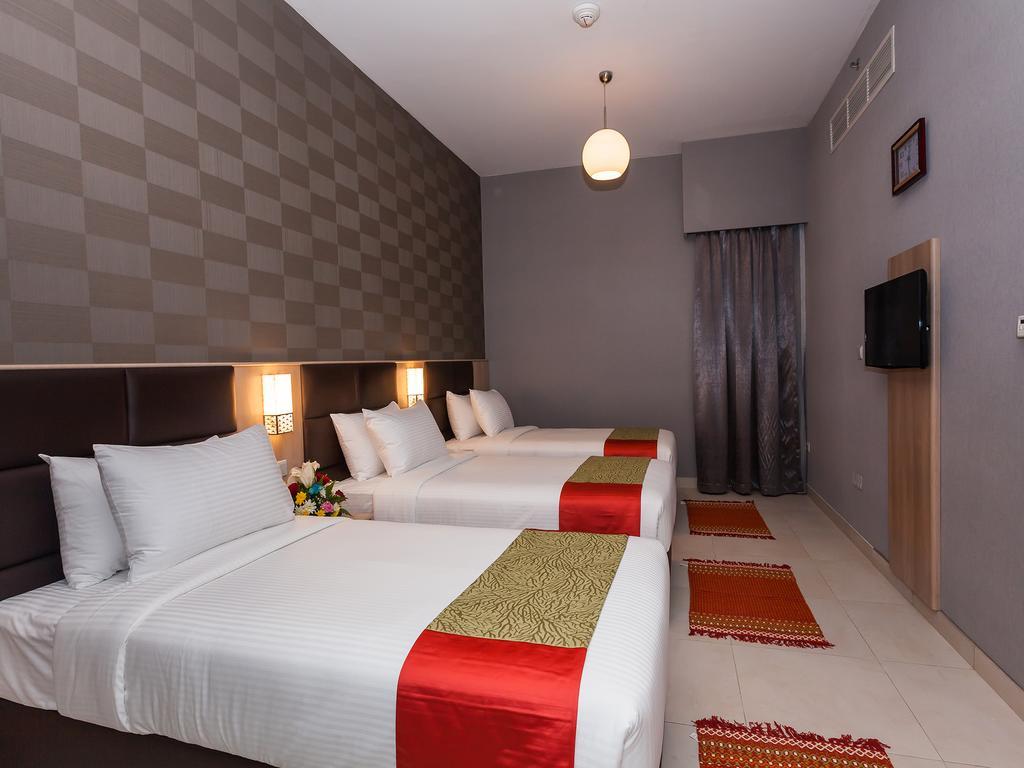 Florida Square Hotel Dubai Room photo